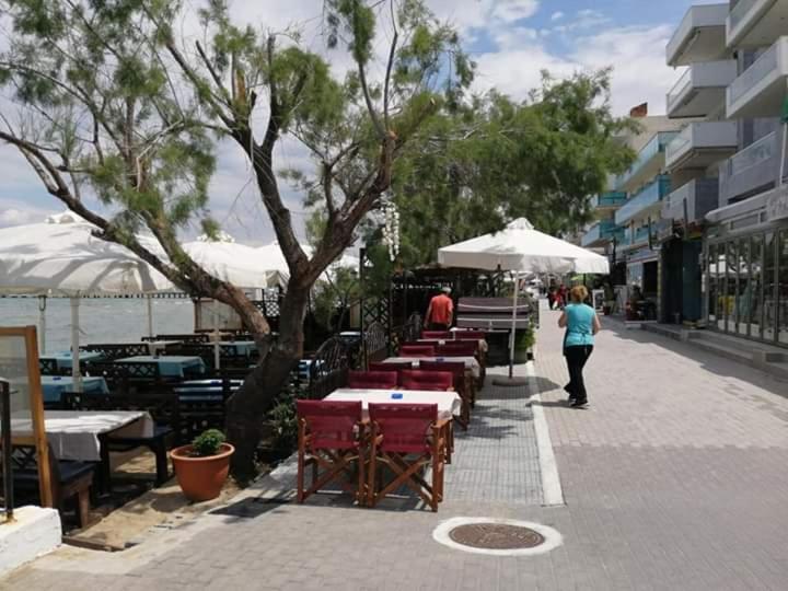 Ferienwohnung By The Sea Peraía Exterior foto